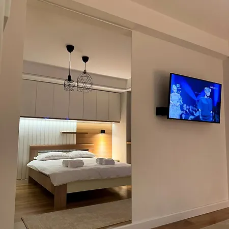 Madness * Биелина